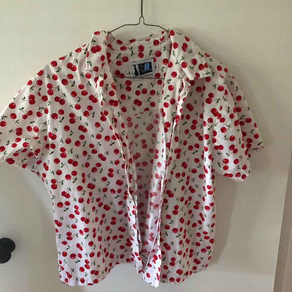 cherry button up 🍒
